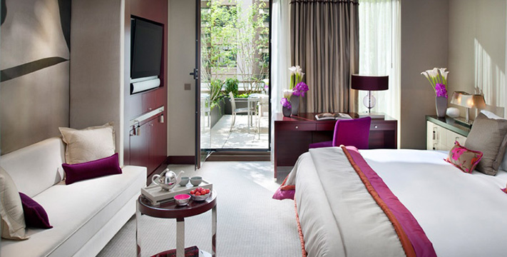 Mandarin Oriental - Paris Select Book