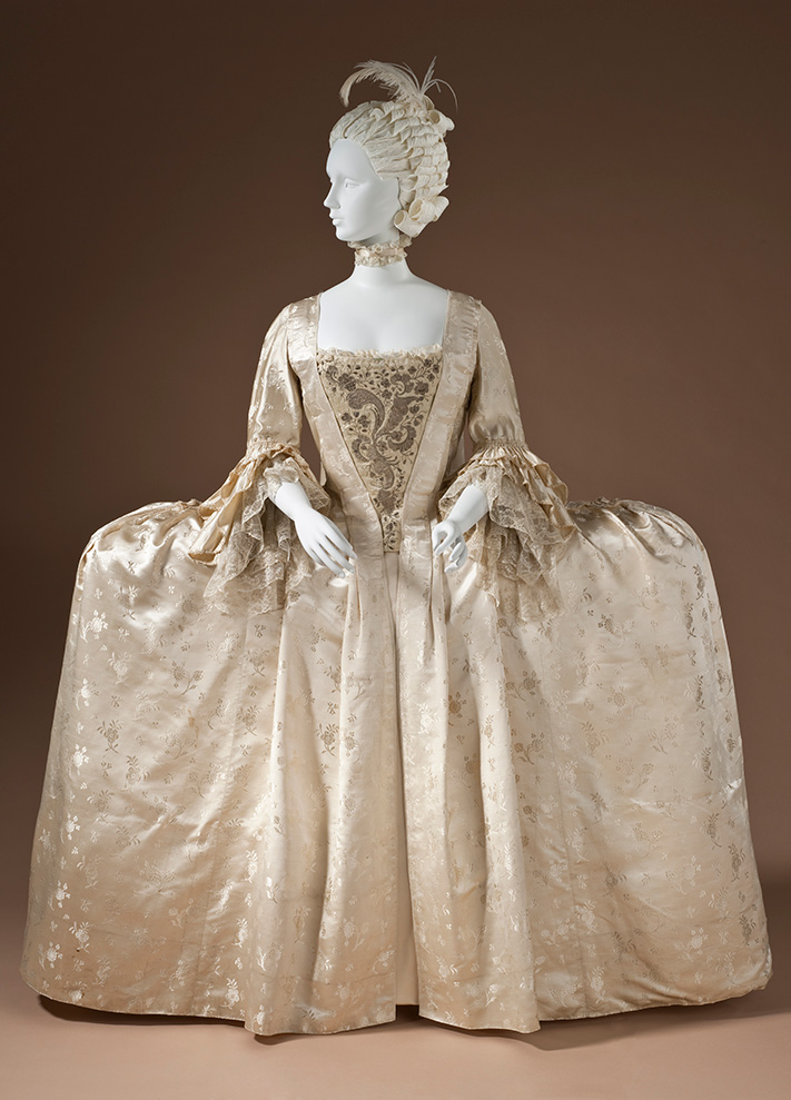 Fashioning Fashion At The Museum Of Decorative Arts Paris Select