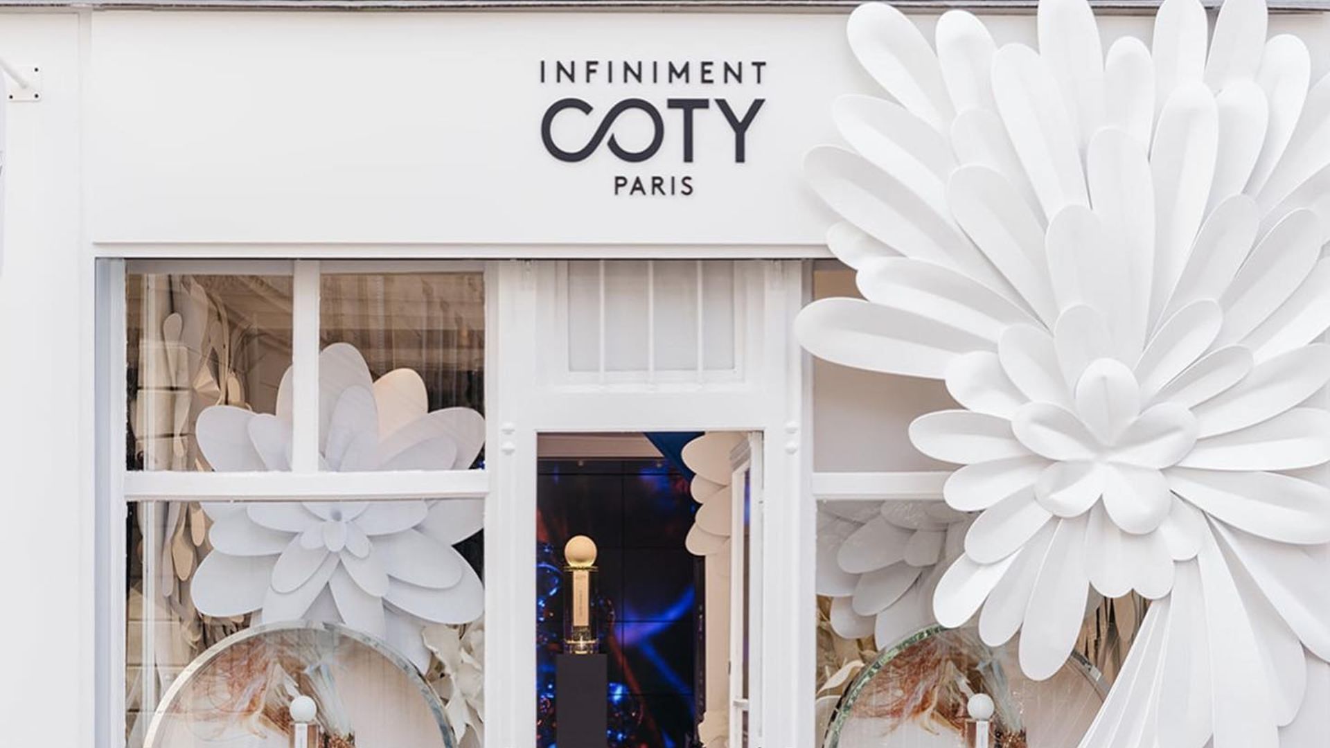 Coty inaugure son premier pop-up store de parfumerie à Paris