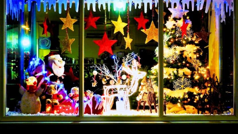 Grands Magasins de Paris: calendrier 2025 des inaugurations des vitrines de Noël Galeries Lafayette, Printemps, Samaritaine