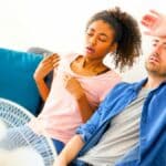 Humidité : l’astuce au gros sel qui assèche votre intérieur sans déshumidificateur