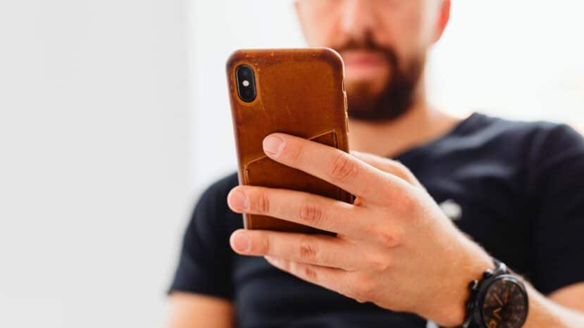 Smartphones : classement 2024 des marques qui tombent le plus en panne et des modèles les plus fiables