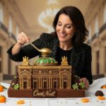 Lepointdujour.fr - Bûche de Noël Opéra Garnier 2025: La Maison du Chocolat signe une création sublime à Paris