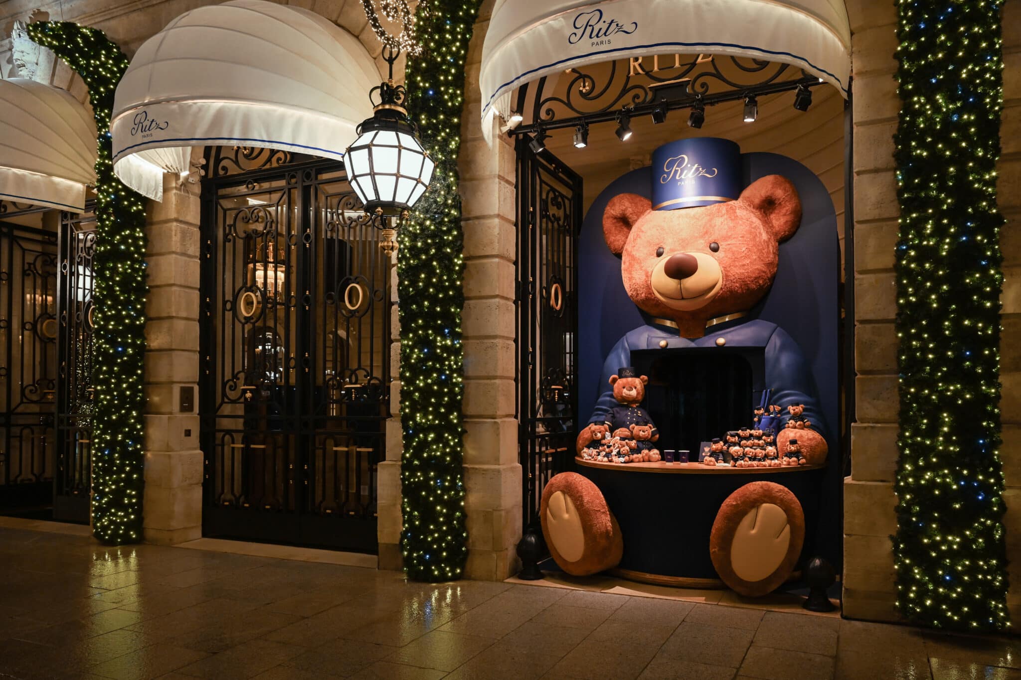 The Ritz opens a gourmet Christmas pop-up on Place Vendôme with