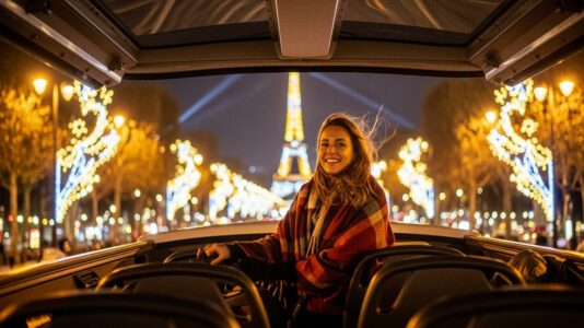 ParisSelectBook - Illuminations de Paris : Tootbus propose un tour magique des lumières de Noël pendant les fêtes