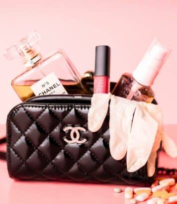 Jacob Elordi confirme sa passion pour Chanel avec des baskets blanches remarquées à la Gare du Nord