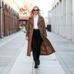 Manteau: en 2026, le modèle star détrône le long dès cet hiver