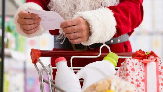 Courses de Noël : mardi matin à l’ouverture, le meilleur jour de décembre pour des rayons pleins, sans bousculade
