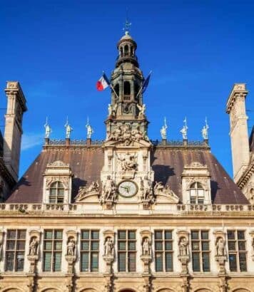 Hôtel de Ville de Paris : en 1871, un incendie le ravage, voici à quoi il ressemblait avant