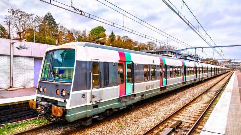 RER A : Charles de Gaulle–Étoile en travaux, plusieurs accès aux quais ferment
