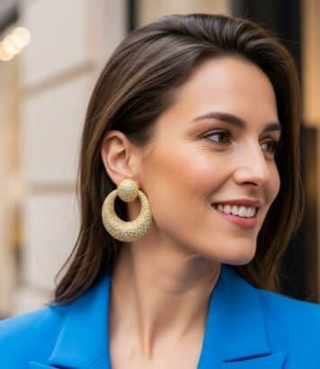 mcetv - Boucles d'oreilles XXL des années 80 : cette tendance de nos mères revient en force en 2026