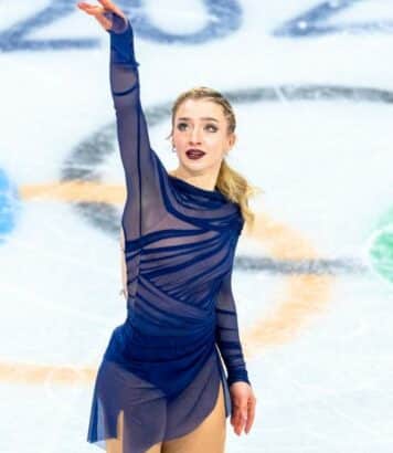 JO d'hiver 2026 : cette patineuse américaine éblouit Milan avec ses costumes signés Oscar de la Renta