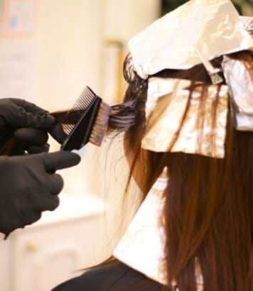 Coloration monochromatique : cette technique remplace le balayage dans les salons ce printemps 2026