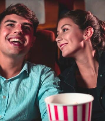 Pedro Almodóvar à Paris : une rétrospective incontournable à découvrir ce printemps en présence du maître