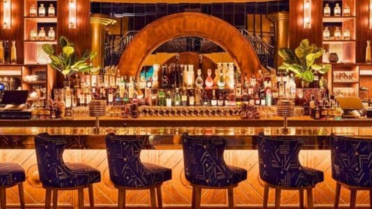 Qu'est-ce que la cuisine nikkei et où la déguster à Paris en 2026 ?