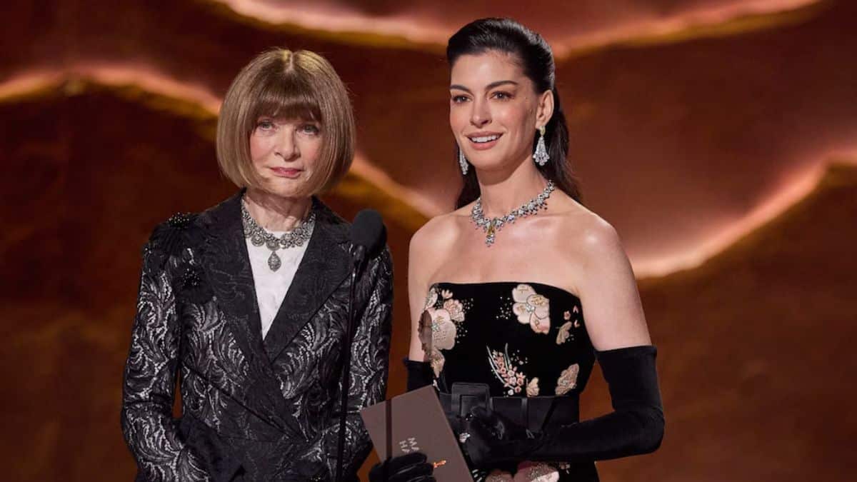 Anne Hathaway aux Oscars 2026 : une apparition remarquée, sous le