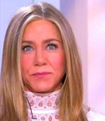 Coupe contour façon Jennifer Aniston : 8 versions à tester pour sculpter le visage en 2026