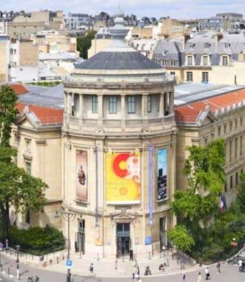 Han Rooftop : le Musée Guimet rouvre sa terrasse coréenne avec vue sur la tour Eiffel