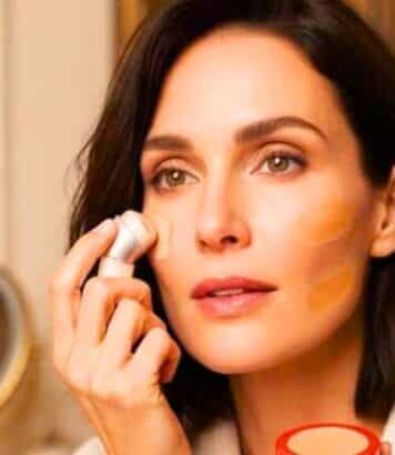 Hermès lance son premier fond de teint avec 82 % d'actifs soin pour un teint mat lumineux