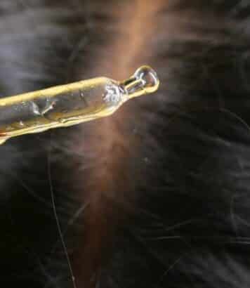 Huile Amika Superfruit Star : brillance et protection jusqu'à 230°C sans alourdir les cheveux