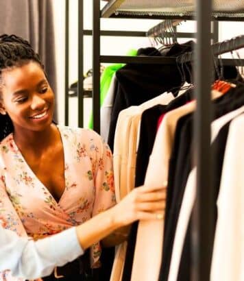 Kate Middleton acheteuse chez Jigsaw : le premier emploi mode méconnu de la princesse de Galles