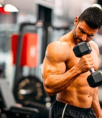 Le coach de Chris Hemsworth dévoile son entraînement de musculation complète en moins de 40 minutes