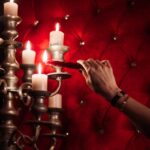 Les Chandelles à Paris, restaurant feutré du 1er arrondissement où le dîner ouvre la voie à une nuit plus libre