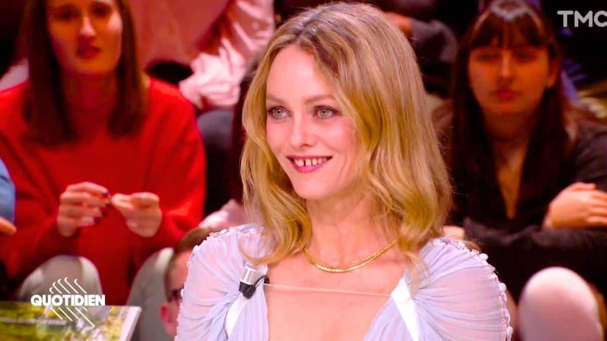 Sitemapcdatahttpsmodeinf Inetcomvanessa Paradis Mariage Robe
