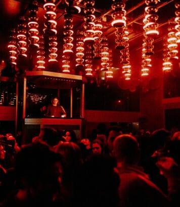 Mobby Paris, club-appartement au 49 rue de Ponthieu dans le 8e arrondissement