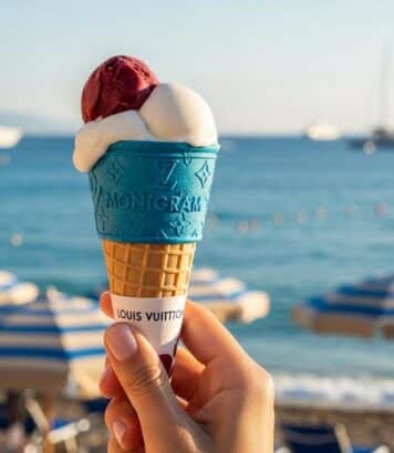 ParisSelect - Ce cornet de glace Louis Vuitton frappé du Monogram devient la sensation de l'été à Saint-Tropez
