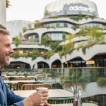 ParisSelect - Ce food court de 3 500 m² vient d'ouvrir au cœur de l'adidas arena dans le 18e
