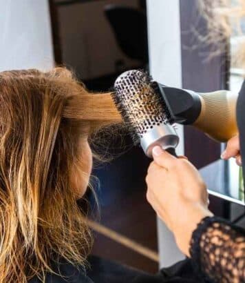 « Elle mélange l'esprit du shag et du mulet » : cette coupe adoptée par Angèle explose de 1500% sur Pinterest