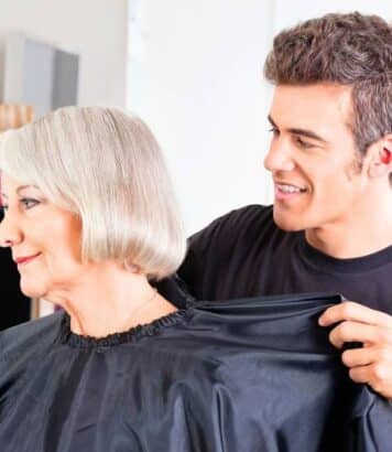 Frange flottante après 50 ans : la coupe légère qui lifte les traits et adoucit le visage selon un coiffeur