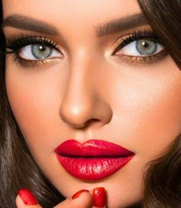 Wet lashes : la tendance maquillage romantique qui offre un regard de cinéma à adopter en 2026