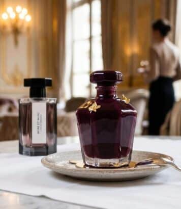 ParisSelectBook - Cedric Grolet s'inspire d'un flacon iconique de L'Artisan Parfumeur pour créer cette pâtisserie trompe-l'œil au Meurice