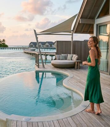 ParisSelectBook - Aux Maldives, LUX* South Ari Atoll dévoile une villa de 206 m² avec piscine coquillage et musique sous-marine