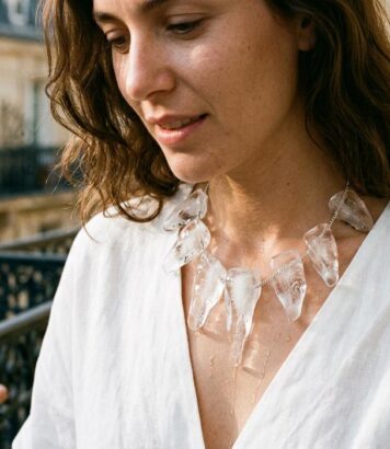 ParisSelectBook - Ils troquent les diamants contre des glaçons : ces bijoux givrés font fondre les internautes en pleine canicule