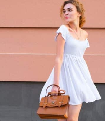 Cette petite robe blanche que Bella Hadid et Demi Moore ont toutes adoptée à Cannes cet été