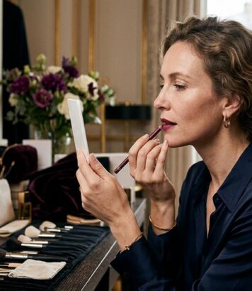 ParisSelectBook - Louis Vuitton pousse son offre beauté avec un crayon lèvres dévoilé cet été et un taille-crayon vendu 400 euros
