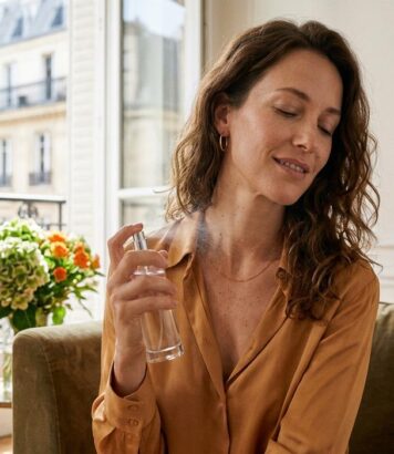 ParisSelectBook - Aroma-Zone lance enfin sa toute première brume parfumée à la fleur d'oranger et promet +153 % d'hydratation dès la première pulvérisation