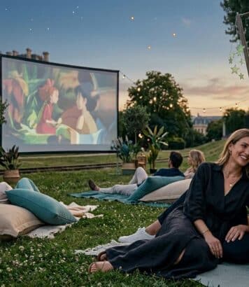 ParisSelectBook - Sous les étoiles, ces cinémas en plein air à Paris projettent Bong Joon-ho et Ghibli gratuitement tout l'été