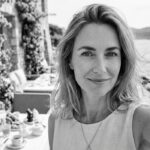 ParisSelectBook - Un selfie en noir et blanc suffit pour savoir si les sourcils « low contrast », tendance douceur de l'été, vous vont vraiment