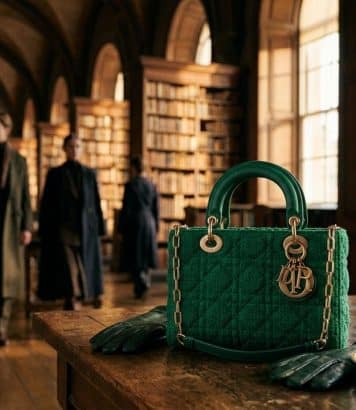 ParisSelectBook - Dior installe son défilé Automne 2027 dans un lieu culte de Dublin, clin d'œil aux racines de Jonathan Anderson