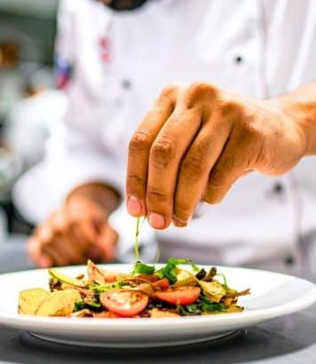Michelin Guide 2026: the 10 best Paris restaurants, as a historic three-star loses its macaron