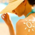 Cette crème solaire Nivea au Q10 promet de lisser les rides visibles dès 7 jours d'utilisation