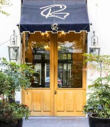 Cet hôtel 4 étoiles caché dans le 17e cache un jardin japonais de 400 m² à 10 minutes des Champs-Élysées : bienvenue au Regent's Garden
