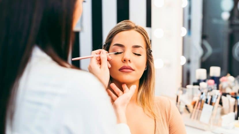 Le directeur maquillage Dior partage son astuce de maquilleur pour révéler le regard en 10 secondes sans mascara