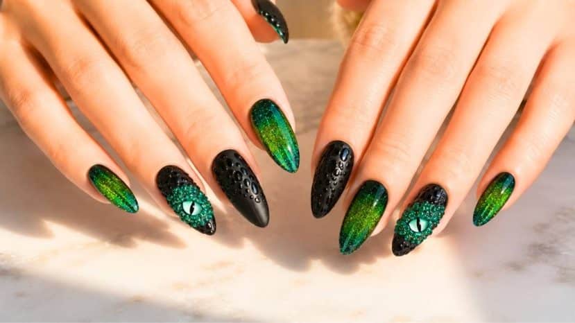 Marre de la french manucure, ces Dragon Nails à l'effet magnétique vont métamorphoser vos mains cet été