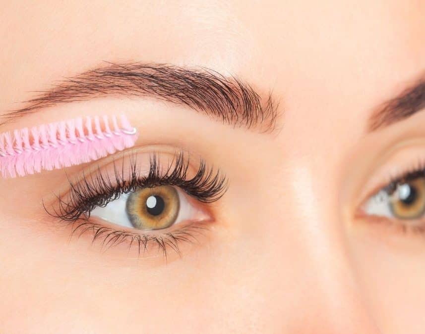 « Mes cils sont longs sans extensions » : ce sérum vegan aux peptides promet un regard XXL en 6 semaines