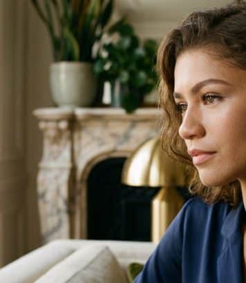 Zendaya adopte les ghost lashes, la tendance qui détrône le mascara